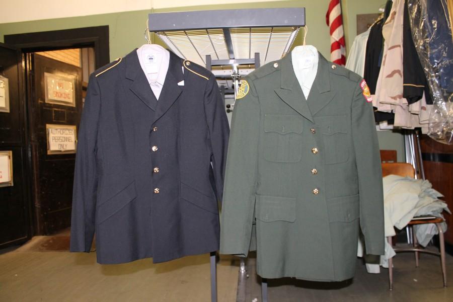 Army changes JROTC uniform to blue 